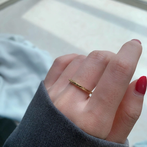 Minimalistischer Wellenstruktur Ring Titanstahl Vergoldet Unregelmäßiges Design Mode Schmuck Für Damen Eleganter Stil