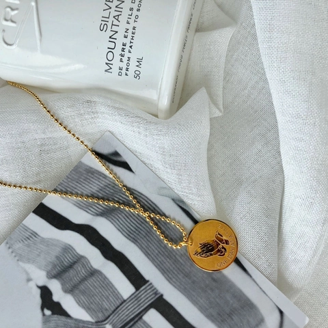 Collar Con Colgante Redondo Manos En Oración Acero Inoxidable Titanio Oro Cadena De Bolas Cita Inspiradora One Day At A Time