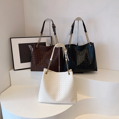 Woven PU Leather Bucket Bag Large Capacity Retro Casual Commute Crossbody With Chain Strap For Women Fashion Handbag