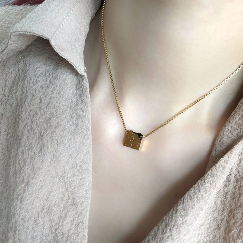 Double Happiness Pendant Necklace Titanium Steel Gold Plated Hollow Square Chinese Style Box Chain Elegance For Women
