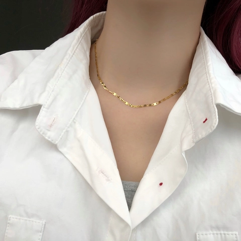 Collana A Catena A Maglie Piatte Minimalista Da Donna Placcata In Oro 14K Acciaio Al Titanio Girocollo Geometrico