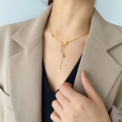 Elegante Mond Und Sterne Anhänger Halskette Titanstahl Goldfarben Quaste Y-Form Schmuck Für Frauen Süßer Stil