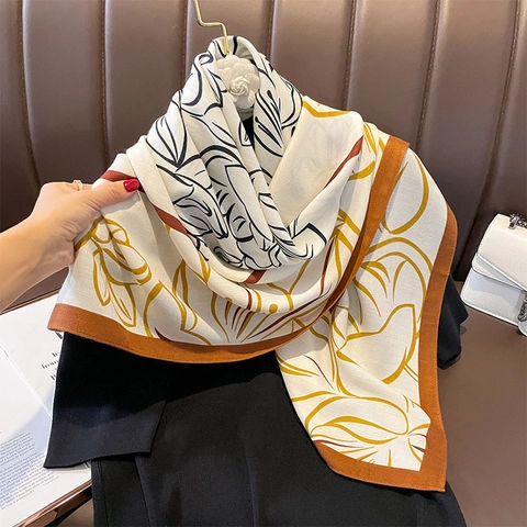 Grand Foulard Carré Imprimé Floral Satin Polyester Aspect Satin Châle Élégant Pour Femme Accessoire De Mode
