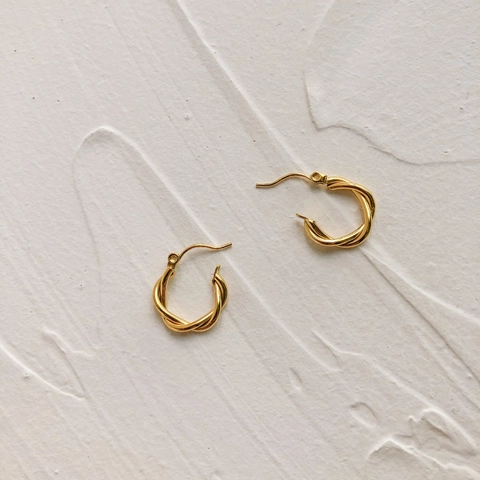 Twisted Hoop Earrings Titanium Steel Gold Plated Minimalist Rope Design Lightweight Elegant Jewelry For Women