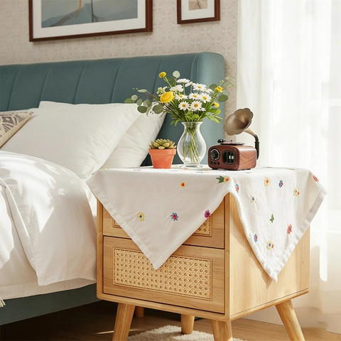 Pastoral Floral Embroidery Tablecloth Polyester White Multi-Purpose Dust Cover Kitchen Dining Nightstand Fresh Decor