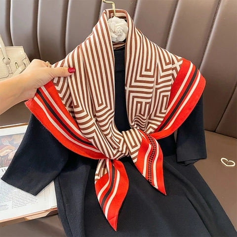 Foulard Imprimé Labyrinthe Géométrique Pour Femmes Polyester Sensation Satin Carré Tour De Cou Châle De Mode
