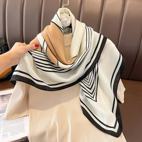 Sciarpa Quadrata Moderna A Righe Geometriche In Poliestere Imitazione Raso Foulard Da Donna Moda Autunno Inverno Accessorio