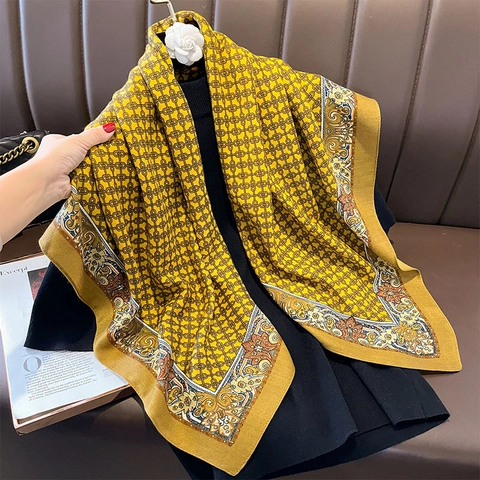 Retro Chain Print Square Scarf Satiny Polyester Shawl Paisley Pattern Elegant Neck Wrap For Women Accessories