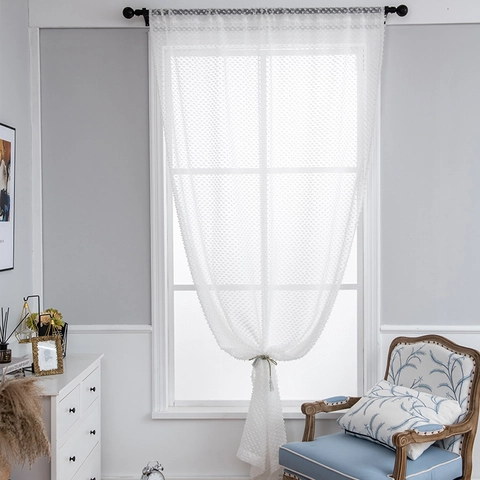 Modern Minimalistisch Wit Gordijn Zwitserse Stip 3D Pompons Roede-pocket Polyester Tulle Panelen Voor Slaapkamer Woonkamer Keuken
