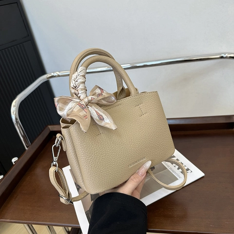 Women Lychee Pattern PU Leather Handbag With Satin Scarf Decor Niche Design Shoulder Crossbody Bucket Bag Casual Travel