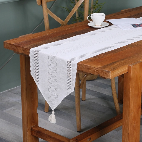 American Style White Lace Hollow Out Table Runner Luxury Geometric Pattern With Tassels For Dining Table Home Decoration