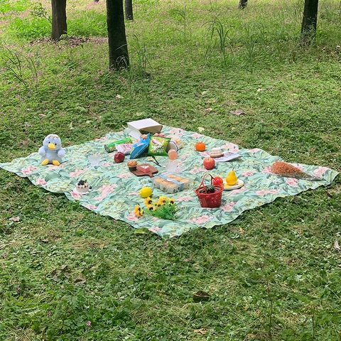 Tragbare Wasserdichte Picknickmatte Im Freien Tropische Pflanze Hibiskus Floral Feuchtigkeitsbeständige Grasdecke Für Camping