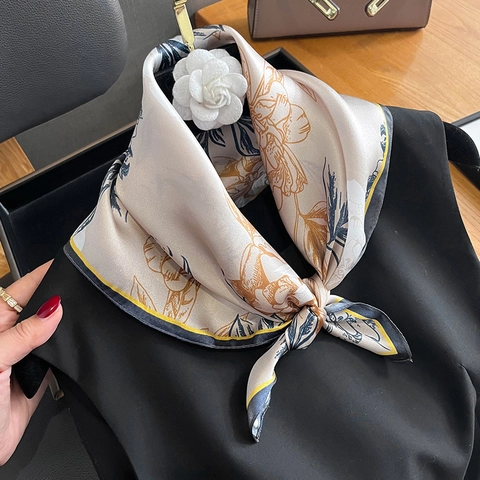 Vintage Floral Print Mulberry Satin Square Scarf Elegant Neckerchief For Women Fashion Office Lady Accessory Neck Wrap
