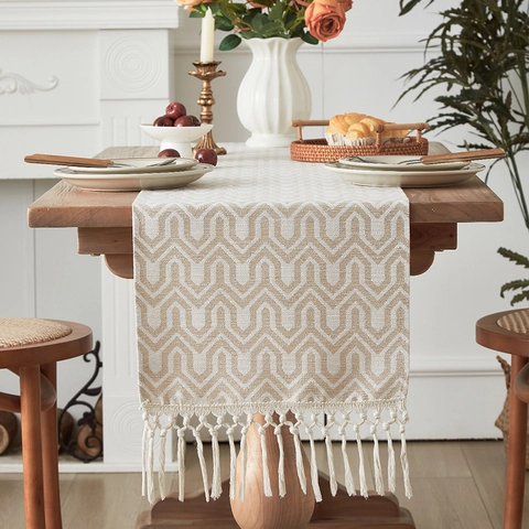 Table Runner Geometric Jacquard Woven With Tassels For Dining Room Boho Modern Polyester Kitchen Decor