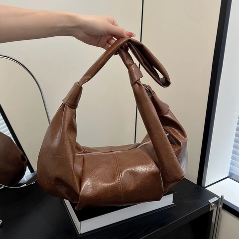 Borsa Hobo Pieghettata Morbida Pelle PU Grande Capacità Borsa A Tracolla Vintage Casual Pendolare Per Donne