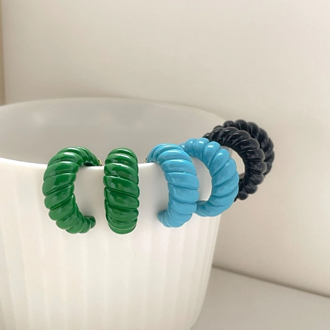 Spiraal Twist C-Vormige Oorknopjes Frans Retro Titanium Staal Kleurrijk Emaille Elegante Minimalistische Sieraden Vrouwen