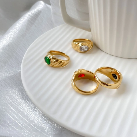 Vintage Titanium Steel Ring For Women Colorful Zircon Inlay Oval Gemstone Spiral Texture Wide Band Retro Jewelry