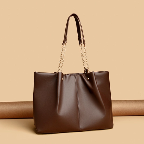 Women's Fashion PU Leather Tote Bag Large Capacity Commuter Shoulder Bag With Metal Chain Pleated Minimalist Handbag