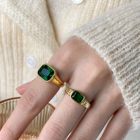 Vintage Rectangle Emerald Green Zircon Ring Gold Plated Stainless Steel Geometric Statement Elegant Jewelry For Women