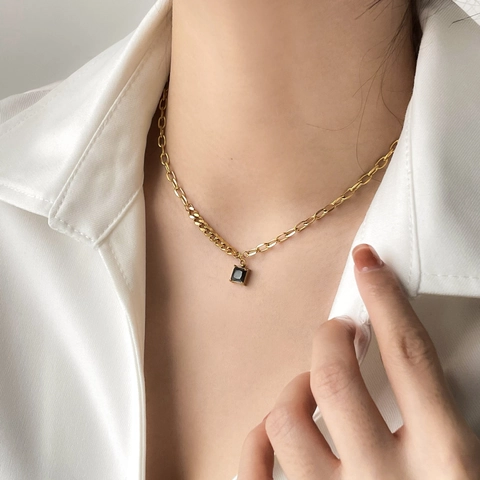 Square Zircon Pendant Necklace Titanium Steel Gold Plated Minimalist Geometric Clavicle Chain For Women