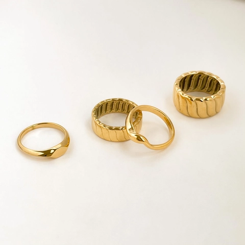 Titanium Stalen Ring Geometrisch Gedraaid Schroefdraad Gecorreleerd Verguld Minimalistische Elegante Sieraden Vrouwen