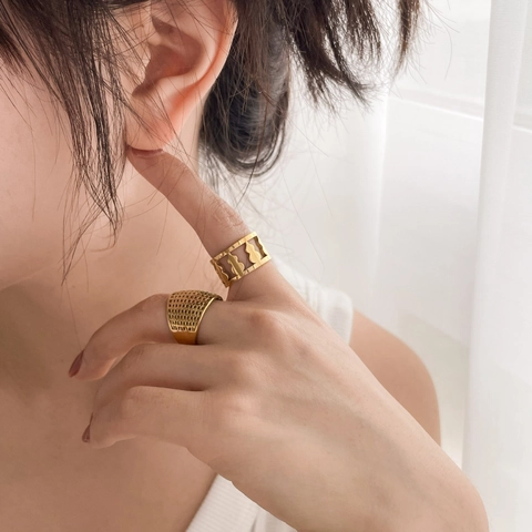 Geometrische Hohle Ringe Vergoldeter Edelstahl Flaschenkürbis Münze Masche Kubanische Kette Minimalistischer Vintage Schmuck