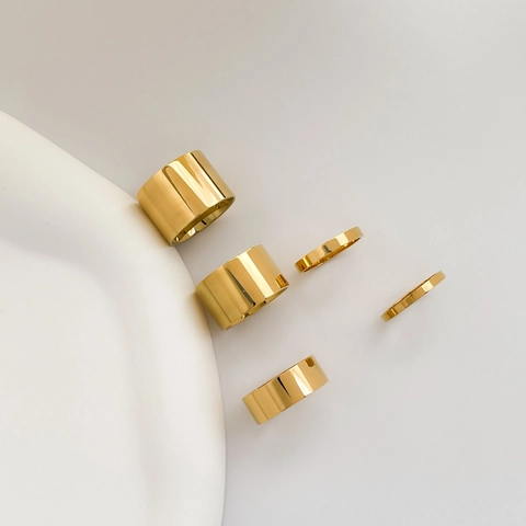 Anello A Fascia Lucido Minimalista Lucidato Ampio Superficie Piana Impilabile Gioielli In Acciaio Al Titanio Per Donne