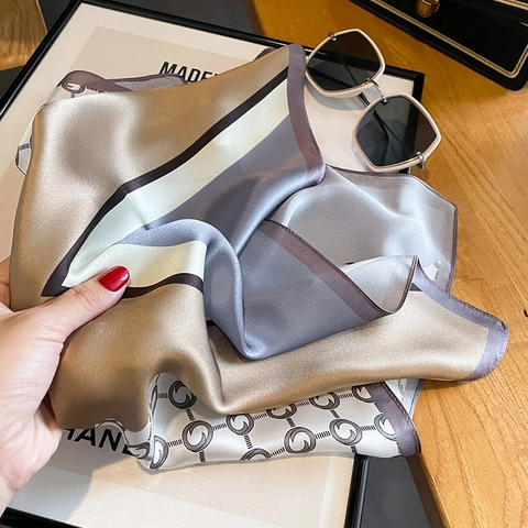 Carré De Satin De Mûrier Foulard Color Block Imprimé Géométrique Satin Bandana Pour Femme Professionnelle