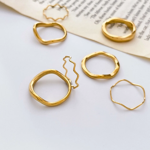 Anillos De Línea De Onda Irregular Acero Inoxidable Chapado En Oro Pulido Espejo Apilable Joyería De Nudillos Estética Minimalista Para Mujer