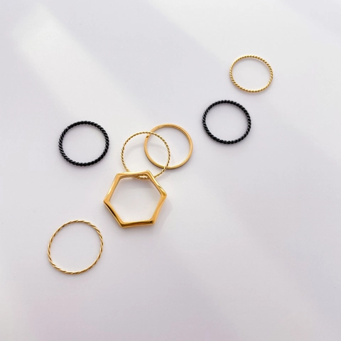 Bagues Empilables Géométriques Acier Inoxydable Hexagone Torsade Fine Ligne Émail Noir Bijoux Minimalistes Femmes