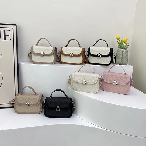 Women Crossbody Bag Vintage PU Leather Braided Small Square Handbag With Top Handle Contrast Color Elegant Messenger