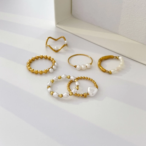Bague En Acier Titane Perle D'eau Douce Plaqué Or Perles Rondes Minimaliste Style Français Bijoux Élégants Pour Femmes