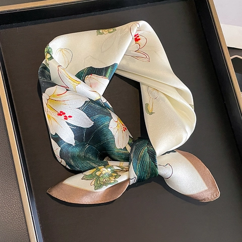 Fashion Floral Print Mulberry Satin Square Scarf Decorative Small Neck Wrap Elegant Versatile Accessories For Women