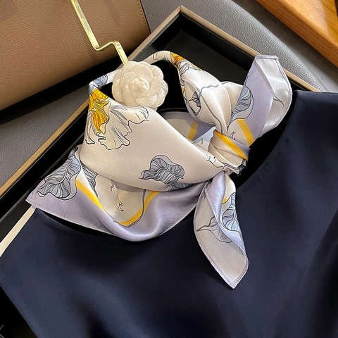 Foulard Quadrato Con Stampa Floreale Raso Di Gelso Elegante Foulard Decorativo Per Donna Morbido Traspirante Accessorio Moda