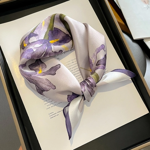 Elegante Foulard Quadrato In Raso Raso Di Gelso Stampa Floreale Iris Viola Sciarpa Da Collo In Raso Per Donna Morbida