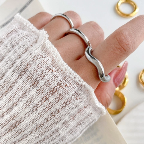 Anillos Apilables De Ondas Minimalistas Para Mujeres Acero De Titanio Chapado En Oro 18K Multicapa Lisos Joyería Moda