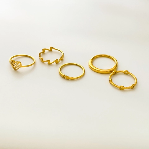 Anelli Geometrici Cuore Cavo Onda Minimalista Acciaio Al Titanio Placcato Oro 18K Gioielli Eleganti Stile Ins Donna
