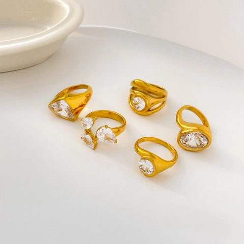 Geometrischer Zirkon Ring Titanstahl 18K Vergoldet Minimalistischer Pendler Schmuck Für Frauen
