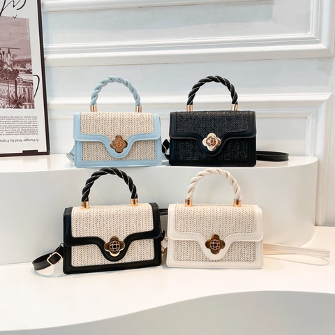 Petit Sac Carré en Cuir PU Tissé pour Femmes Design de Niche Boucle en Métal Fleur Sac à Épaule Bandoulière avec Poignée