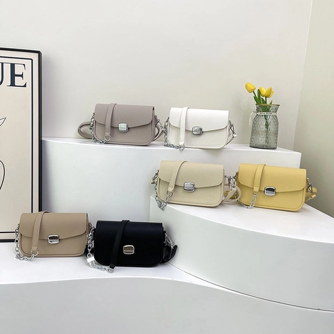 Damen Umhängetasche PU Leder Lychee Muster Kleine Quadratische Schultertasche Vintage Minimalistisch Mit Silberner Kette
