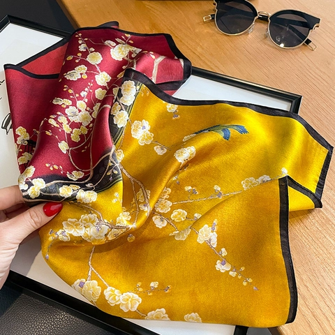 Sciarpa Quadrata In Raso Di Gelso Stile Cinese Stampa Fiori Di Pruno Uccello Foulard Da Collo Accessorio Elegante