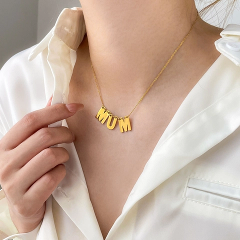 Collana Con Pendente Lettera MAMA MUM LOVE BEST Placcato Oro 18K Acciaio Inossidabile Gioielli Minimalisti Regalo Mamma