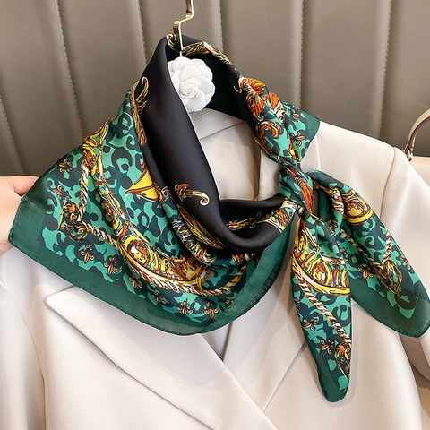 Pañuelo Cuadrado Estampado Leopardo Barroco De Satén Satén Sintética Para Mujer Elegante Cinta Para Pelo Accesorio Bolso
