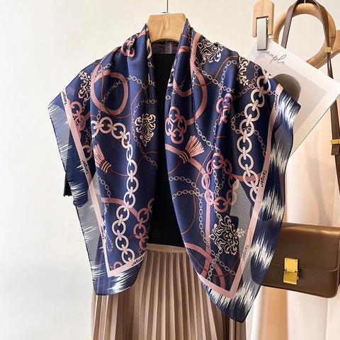 Pañuelo Cuadrado De Moda Para Mujer Elegante Satén Sintética Cadena Borla Estampado Azul Marino Suave