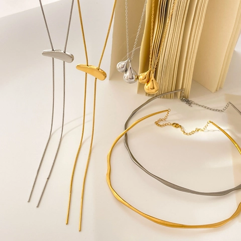 Collier Pendentif Goutte D'eau Minimaliste Chaîne Serpent Ajustable Acier Titane Plaqué Or 18 Carats Bijoux Pour Femmes