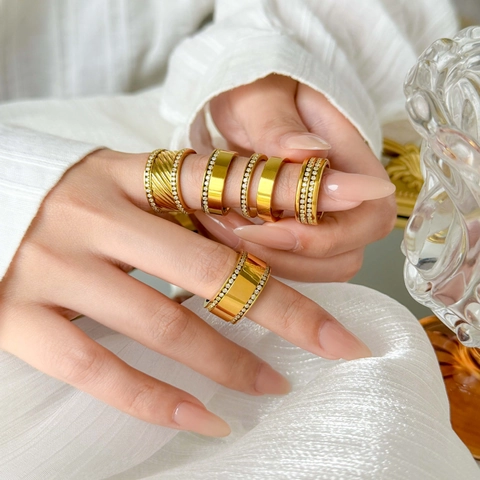 Ring Edelstahl Zirkonia Gedreht Breit Poliert Geometrisch 18K Vergoldet Luxus Mode Schmuck Für Damen