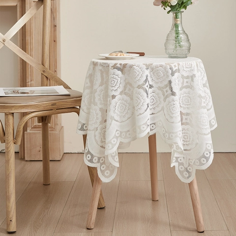 American Retro White Lace Tablecloth Elegant Hollow Floral Scalloped Edge Decorative Table Cover For Kitchen Dining Wedding