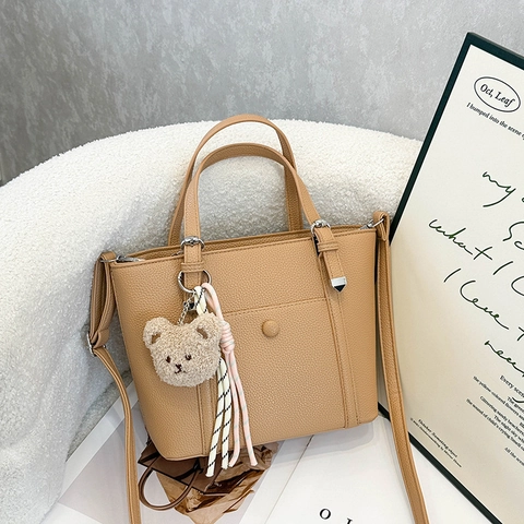 Bolso Bandolera De Cubo Para Mujer Cuero PU Patrón Lichi Bolso De Mano Para Viaje Con Correa Ajustable Y Colgante De Oso