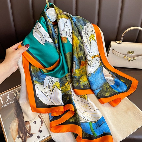 Dames Sjaal Met Bloemenprint KunstSatijn Grote Omslagdoek Lotuspatroon Vakantie Mode Accessoire