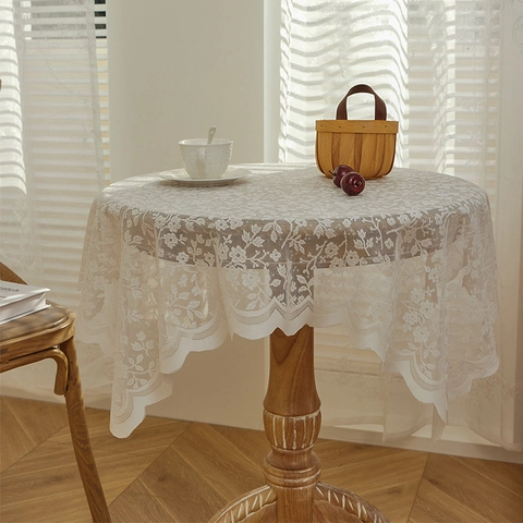 European Vintage White Lace Hollow Floral Tablecloth Polyester Embroidered Scalloped Edge Table Runner For Living Room Home Decor